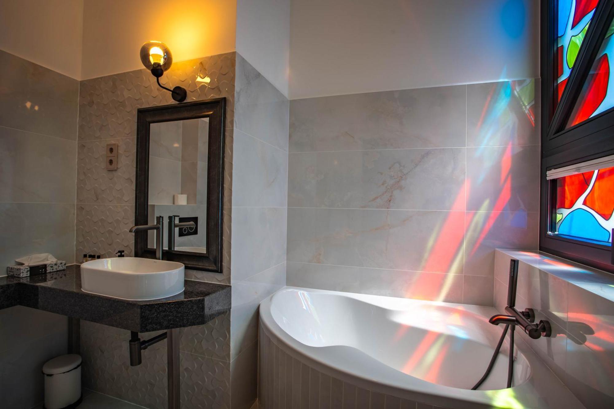 Voeroesko Villa -Elnoeki Szauna Es Jakuzzi Hasznalattal Balatonalmádi Exterior foto